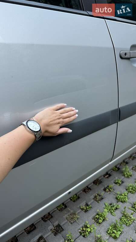 Хэтчбек Ford Fiesta 2008 в Киеве