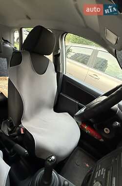 Хэтчбек Ford Fiesta 2008 в 