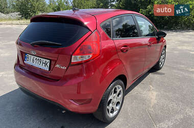 Хэтчбек Ford Fiesta 2010 в 
