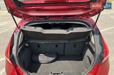 Хэтчбек Ford Fiesta 2010 в 