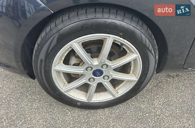 Хэтчбек Ford Fiesta 2014 в 