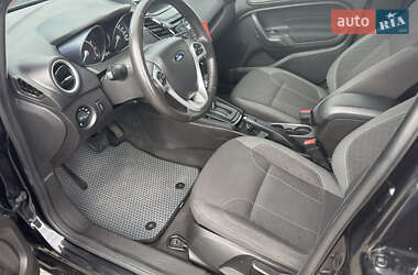 Хэтчбек Ford Fiesta 2014 в 