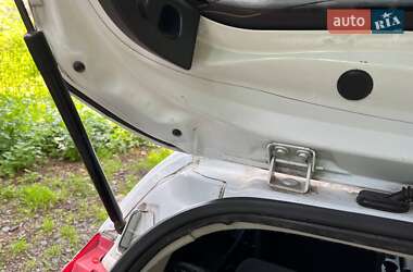 Хэтчбек Ford Fiesta 2011 в 