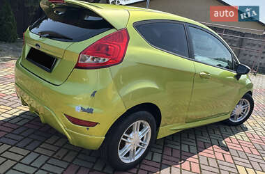 Хэтчбек Ford Fiesta 2008 в 