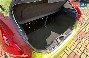 Хэтчбек Ford Fiesta 2008 в 