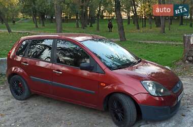 Хэтчбек Ford Fiesta 2007 в 