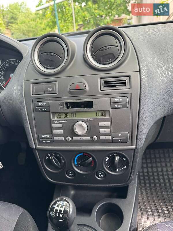 Хэтчбек Ford Fiesta 2007 в Виннице