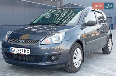 Хэтчбек Ford Fiesta 2008 в Киеве