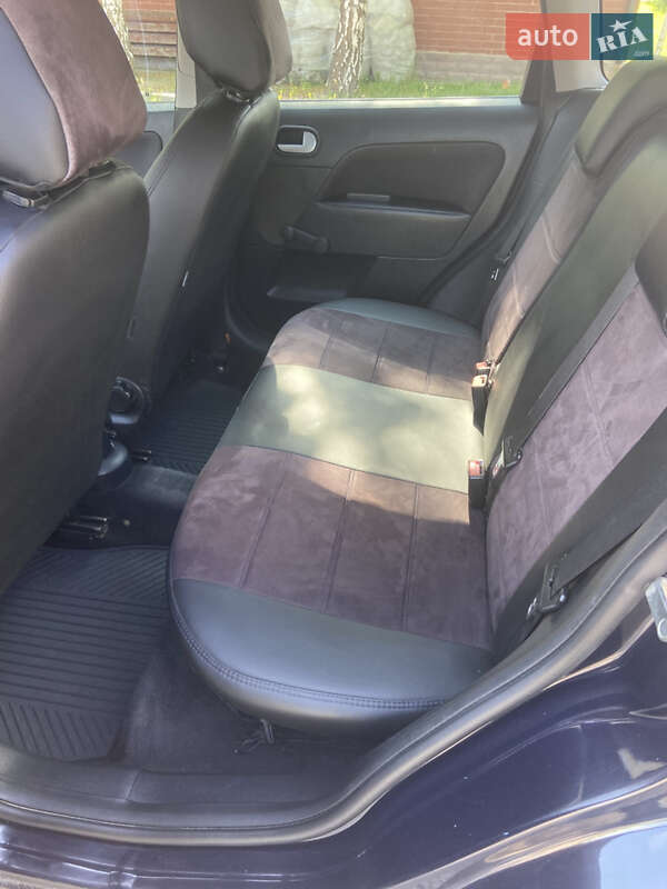 Хэтчбек Ford Fiesta 2007 в Виннице