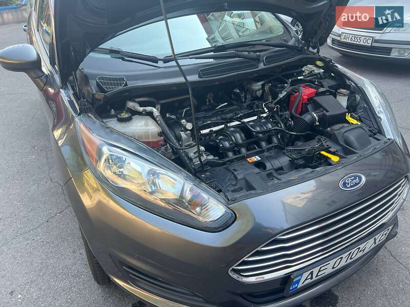 Седан Ford Fiesta 2019 в Днепре