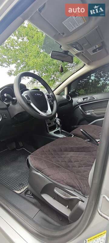 Седан Ford Fiesta 2017 в Днепре