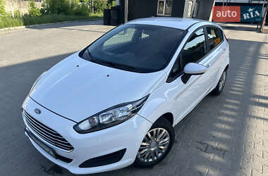 Хэтчбек Ford Fiesta 2016 в Хмельницком