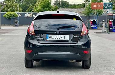Хэтчбек Ford Fiesta 2019 в 