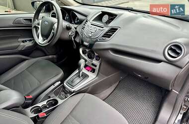 Хэтчбек Ford Fiesta 2019 в 