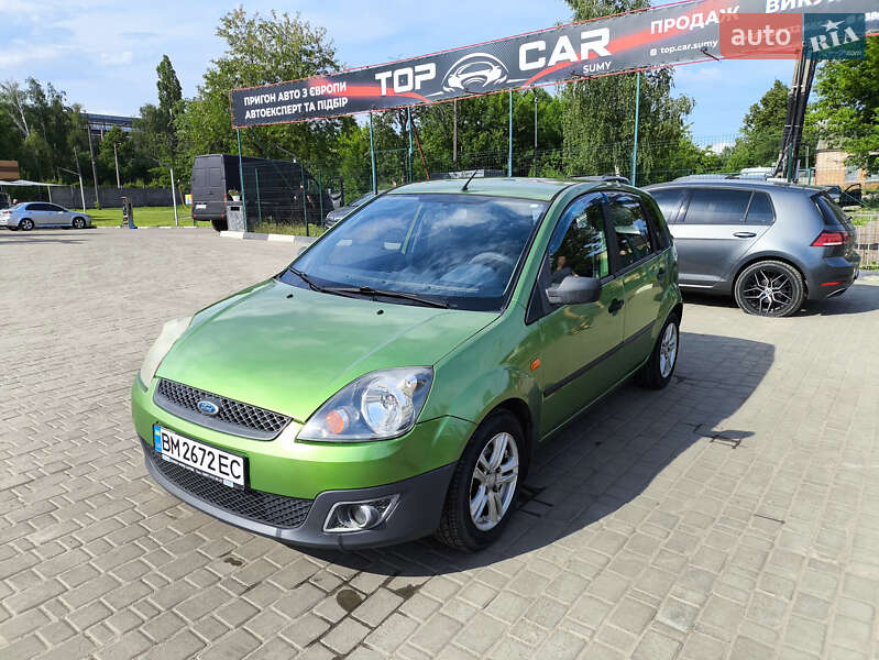 Хетчбек Ford Fiesta 2007 в 