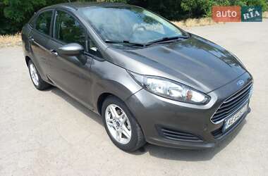 Седан Ford Fiesta 2017 в 