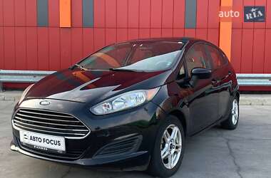Хэтчбек Ford Fiesta 2018 в 