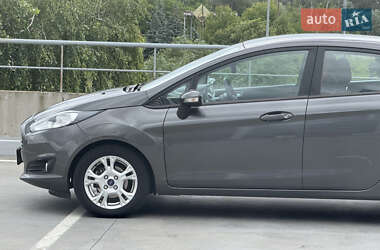 Седан Ford Fiesta 2016 в 