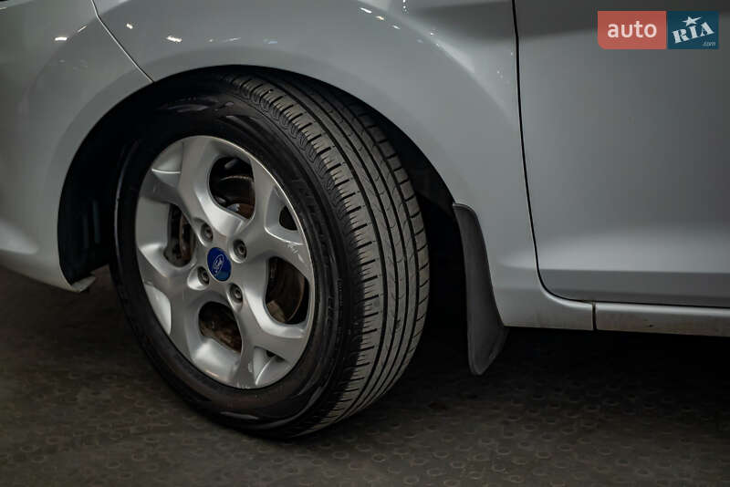 Хэтчбек Ford Fiesta 2011 в Киеве