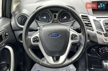 Хэтчбек Ford Fiesta 2013 в 