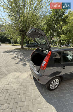 Хетчбек Ford Fiesta 2007 в 