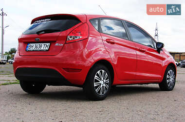 Хэтчбек Ford Fiesta 2009 в 