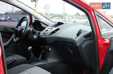 Хэтчбек Ford Fiesta 2009 в 