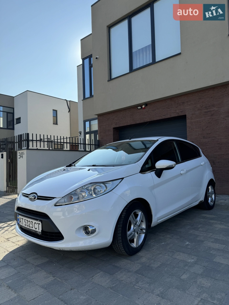 2011 Ford Fiesta - мініатюра 8