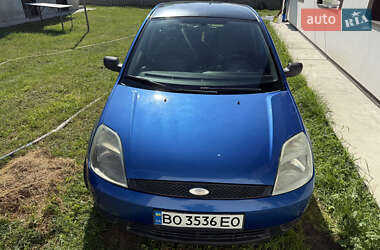 Хэтчбек Ford Fiesta 2005 в Борщеве