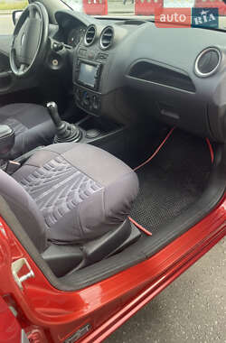 Хэтчбек Ford Fiesta 2008 в 