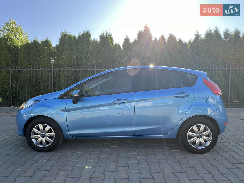 Хэтчбек Ford Fiesta 2012 в Одессе
