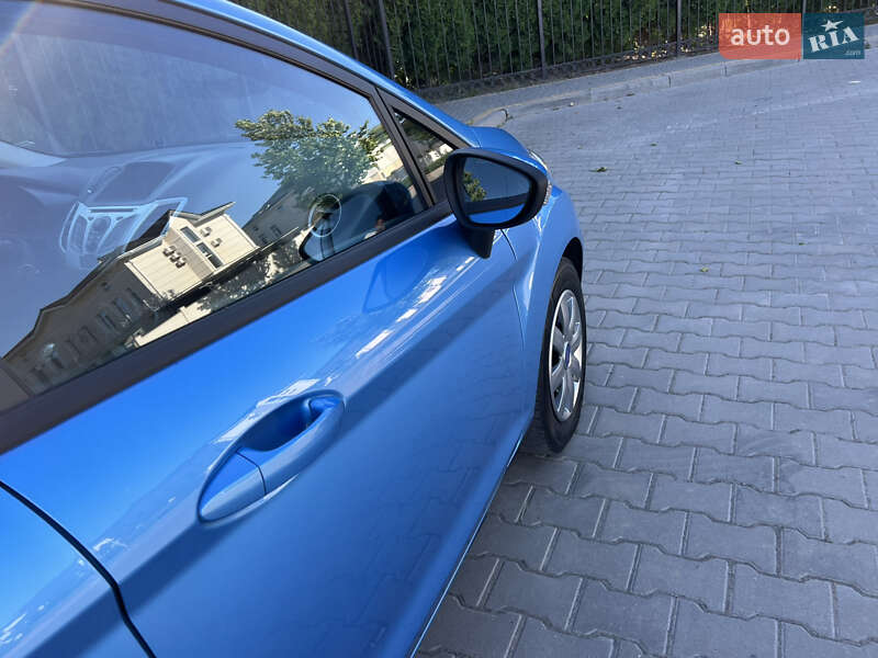 Хэтчбек Ford Fiesta 2012 в Одессе