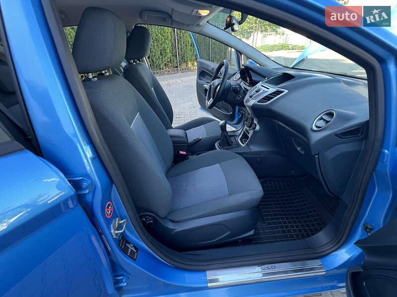 Хэтчбек Ford Fiesta 2012 в Одессе