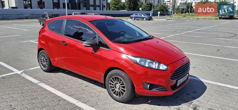 Хэтчбек Ford Fiesta 2014 в Киеве
