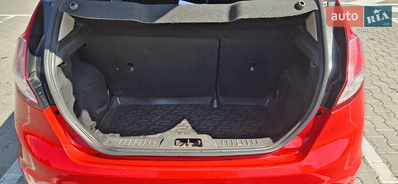 Хэтчбек Ford Fiesta 2014 в Киеве