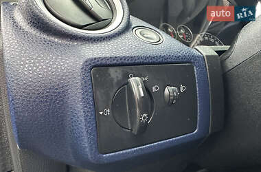 Хэтчбек Ford Fiesta 2007 в 
