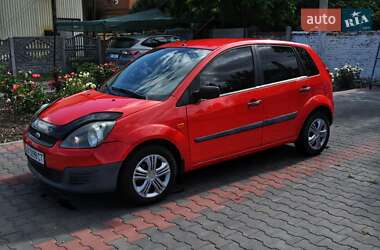 Хэтчбек Ford Fiesta 2007 в 