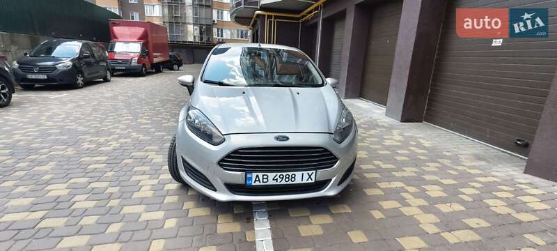 Хэтчбек Ford Fiesta 2012 в Виннице