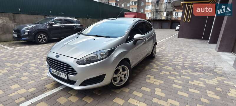 Хэтчбек Ford Fiesta 2012 в Виннице