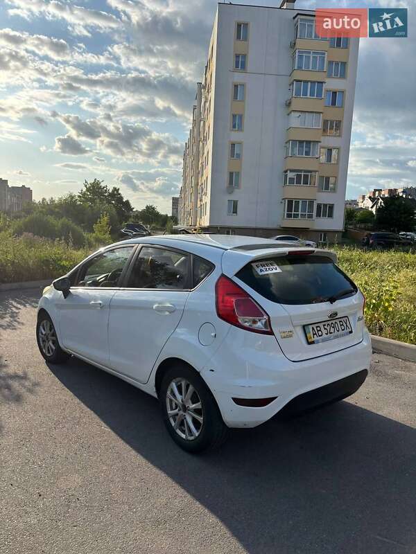 Хэтчбек Ford Fiesta 2013 в Виннице
