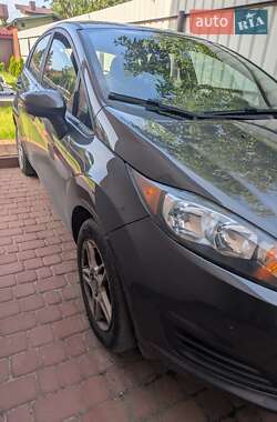 Хэтчбек Ford Fiesta 2018 в 