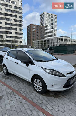 Хэтчбек Ford Fiesta 2012 в Киеве