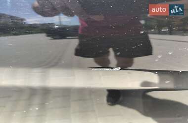 Хэтчбек Ford Fiesta 2011 в 