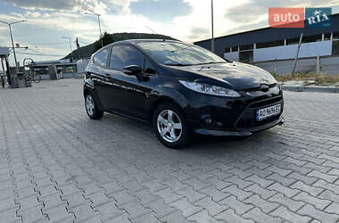 Хэтчбек Ford Fiesta 2008 в 