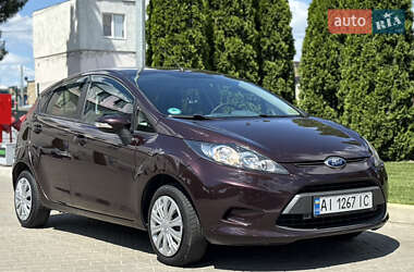 Хэтчбек Ford Fiesta 2010 в Киеве