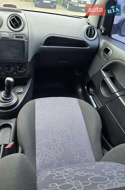 Хетчбек Ford Fiesta 2008 в 