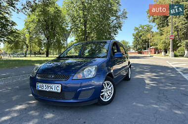 Хэтчбек Ford Fiesta 2007 в 