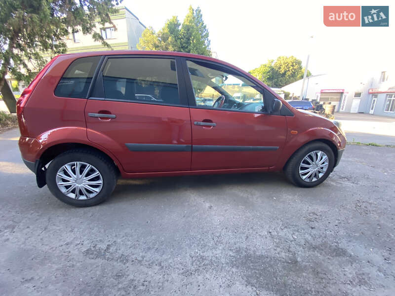 Хэтчбек Ford Fiesta 2008 в Хмельницком