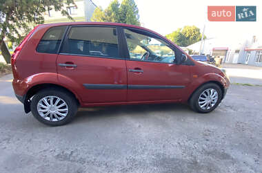 Хэтчбек Ford Fiesta 2008 в 