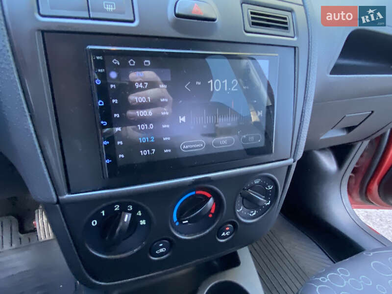 Хэтчбек Ford Fiesta 2008 в Хмельницком